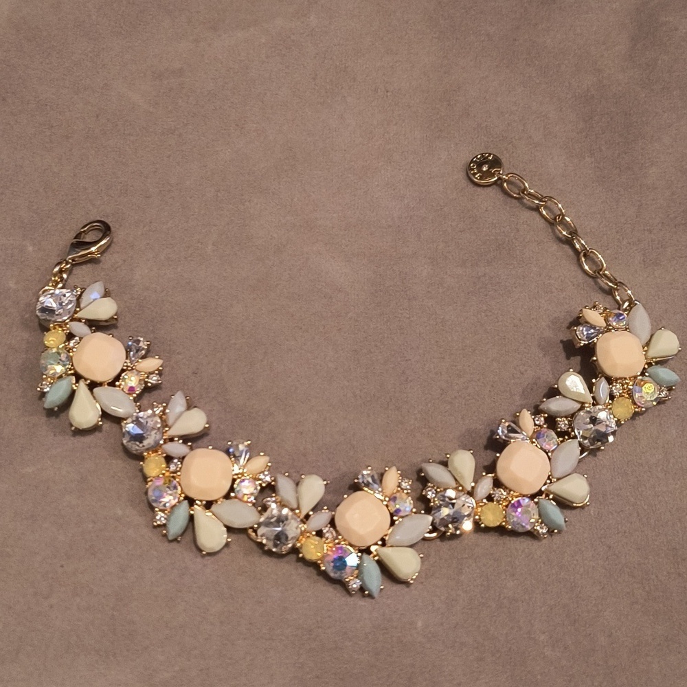 Talbots Jewelry Set Matching Necklace, Bracelet & Earrings - Picture 5 of 7